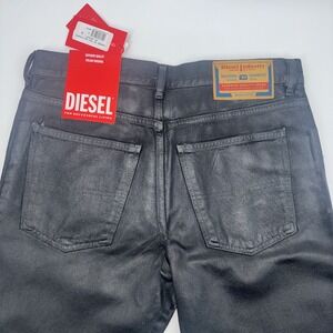 DIESEL COATED DENIM 1995 D-SARK JEANS W33 L32 Slim Mid Waist Straight Leg $450